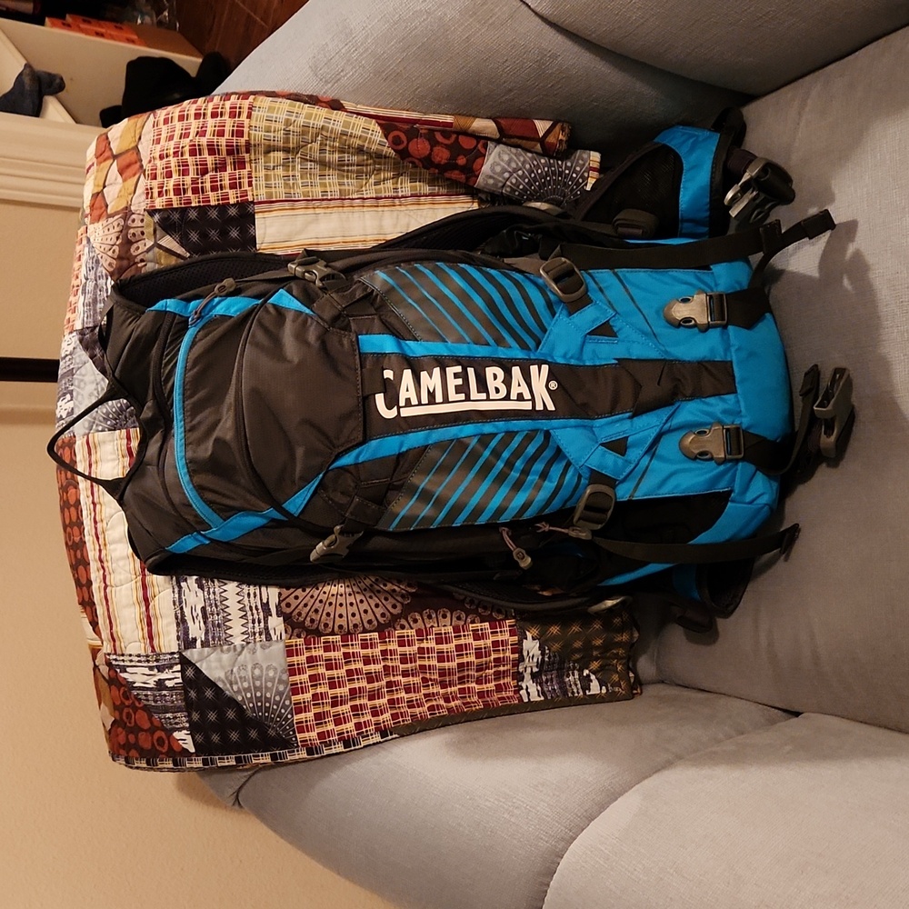 Camelbak K.U.D.U 18 hydration backpack